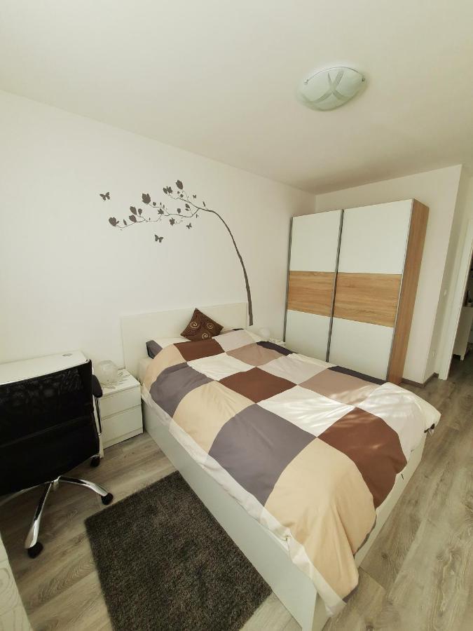 Apartment Mrvica Near The Zagreb Airport Velika Gorica Exterior photo